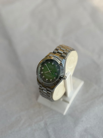 Rolex Oyster Perpetual – Superlative Chronometer