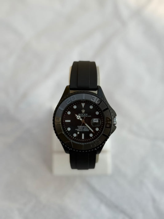 Rolex Oyster Perpetual Date Submariner – Luxury Dive Watch